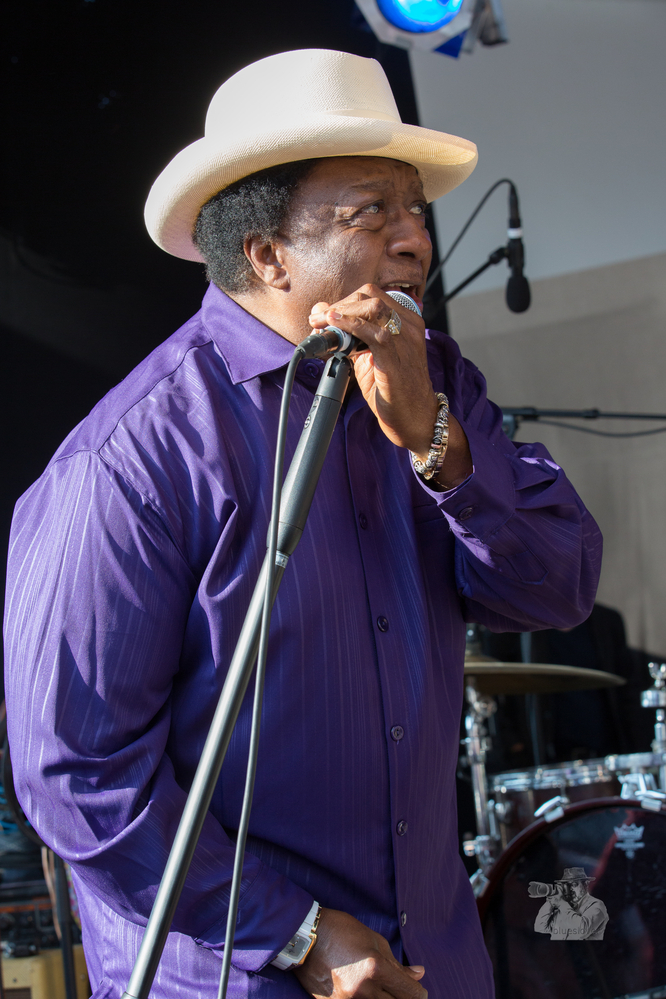  Eb Davis, 
