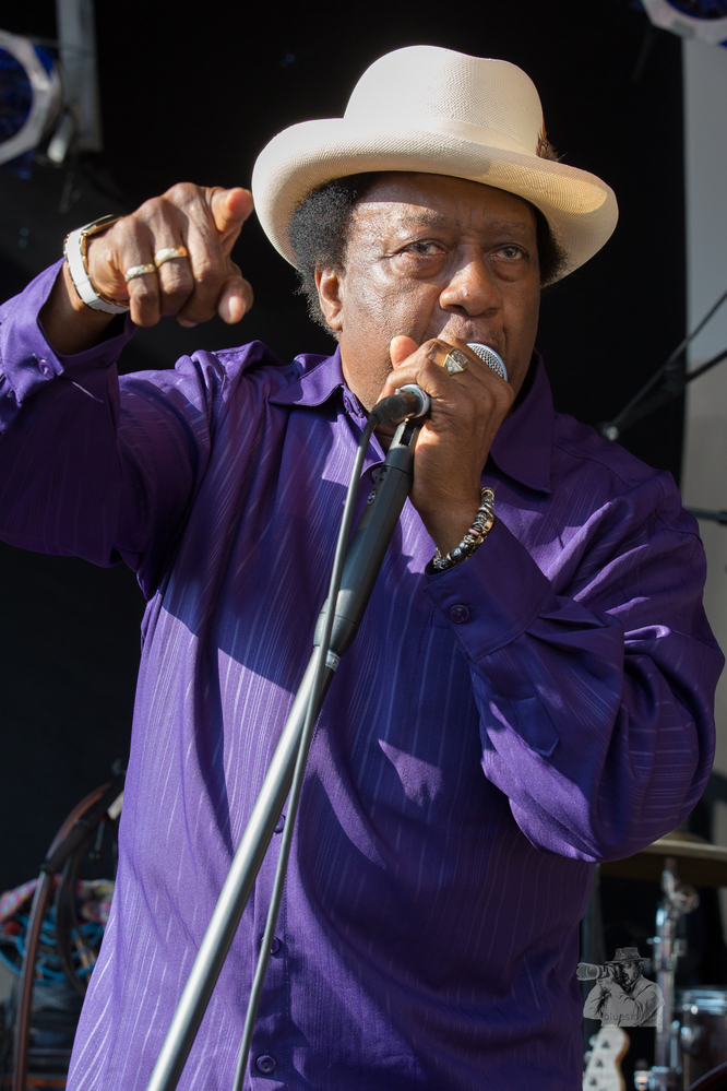  Eb Davis, 
