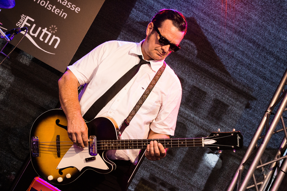 Red Fox Bluesband,  
