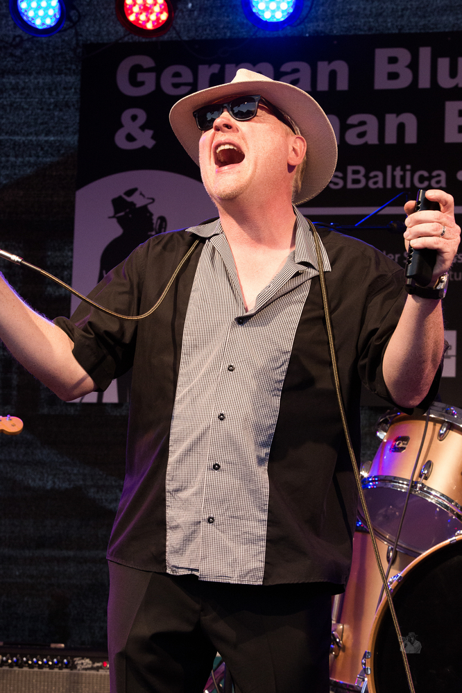 Red Fox Bluesband,  
