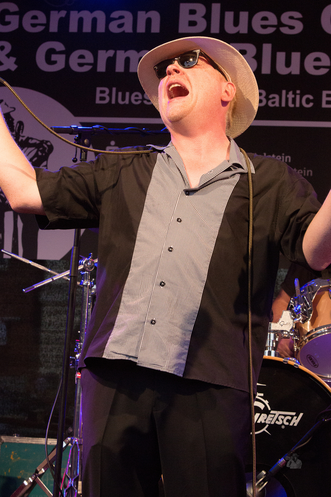 Red Fox Bluesband,  
