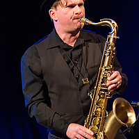 Dateiname=178A8644.jpg
Dateigröße=10947KB
Abmessungen: 3840x5760
hinzugefügt am: 08. April 2016 178A8644.jpg