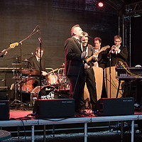 Dateiname=9N1A9835.jpg
Dateigröße=12832KB
Abmessungen: 5760x3840
hinzugefügt am: 16. April 2016 9N1A9835.jpg