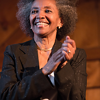 Dateiname=178A2713.jpg
Dateigröße=8115KB
Abmessungen: 3840x5760
hinzugefügt am: 04. Dezember 2015 178A2713.jpg