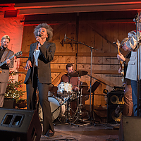 Dateiname=178A2749.jpg
Dateigröße=7542KB
Abmessungen: 5419x3613
hinzugefügt am: 04. Dezember 2015 178A2749.jpg