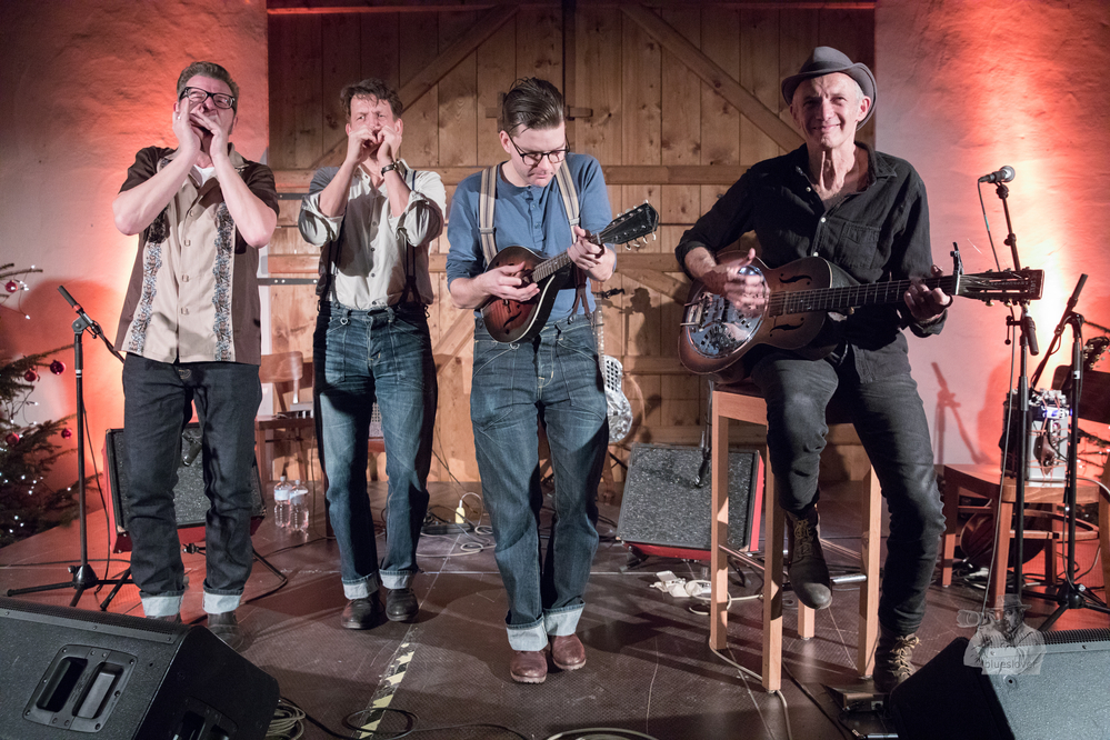  Dieter Kropp,  Peter Crow C,  Abi Wallenstein, 
