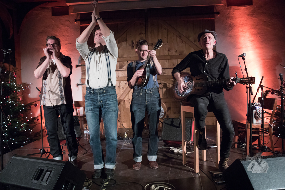  Dieter Kropp,  Peter Crow C,  Abi Wallenstein, 
