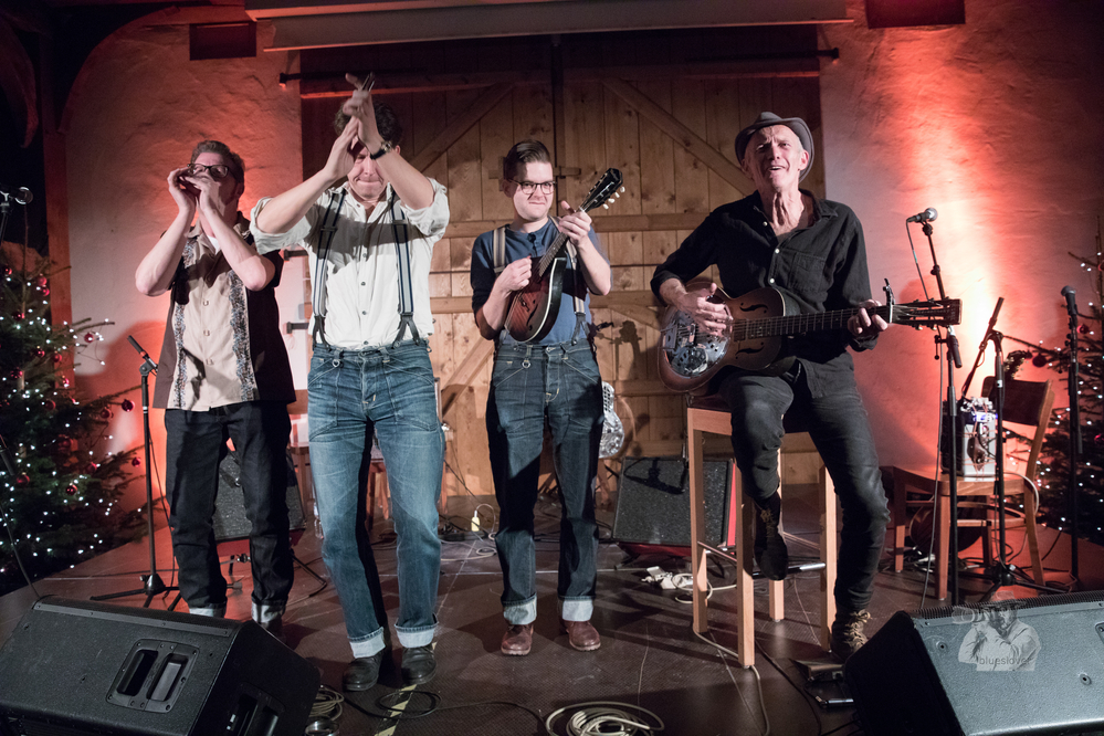  Dieter Kropp,  Peter Crow C,  Abi Wallenstein, 
