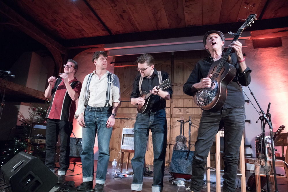  Dieter Kropp,  Peter Crow C,  Abi Wallenstein, 
