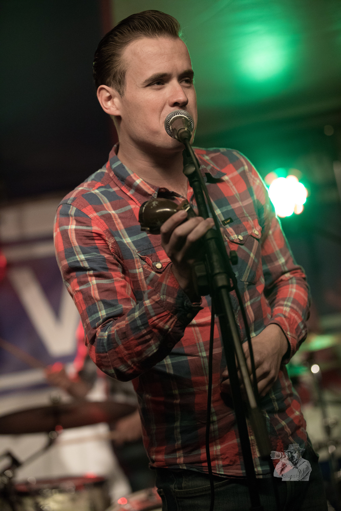 2R5A0299.jpg